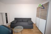 Helles, möbliertes Apartment in der Studentenstadt Pentling - Wohn-/Schlafzimmer