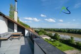 Großzügige Dachterrassenwohnung mit Südhanglage und traumhaftem Ausblick auf die Donau - bezugsfrei - T S